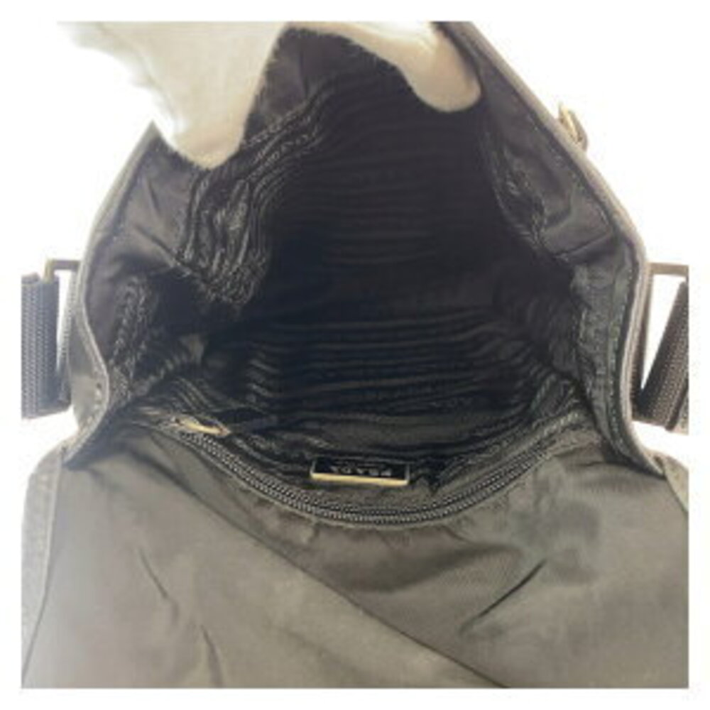 Prada logo triangular Nylon crossbody bag plate black shoulder messenger Tessuto - Picture 3 of 10